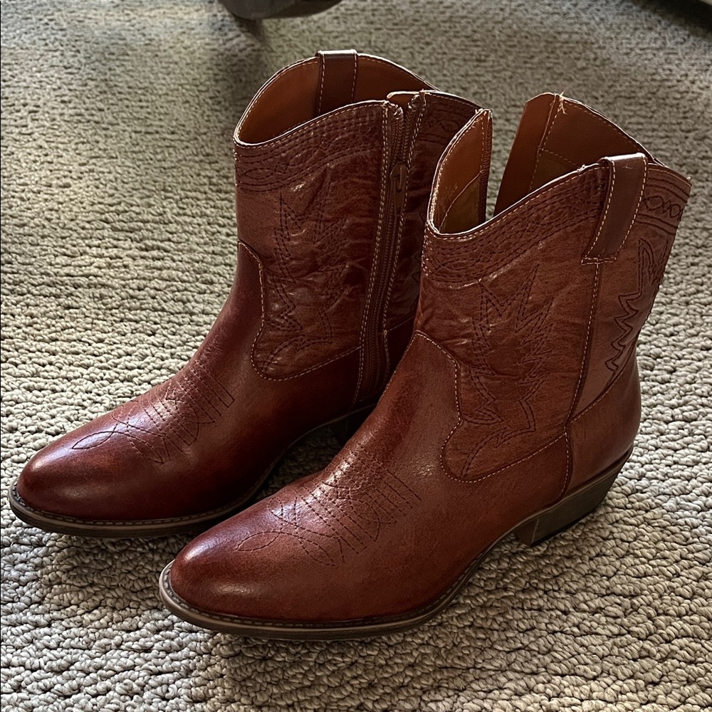 Coconuts by Matisse Rich Brown Western Booties